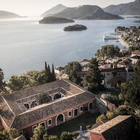 Villa Veneziano Suites & Villa Nydri  Extérieur photo